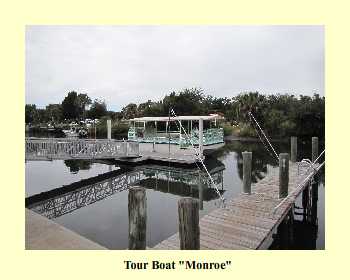 Tour Boat Monroe